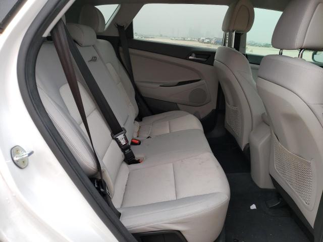 Photo 10 VIN: KM8J33A42HU504757 - HYUNDAI TUCSON LIM 