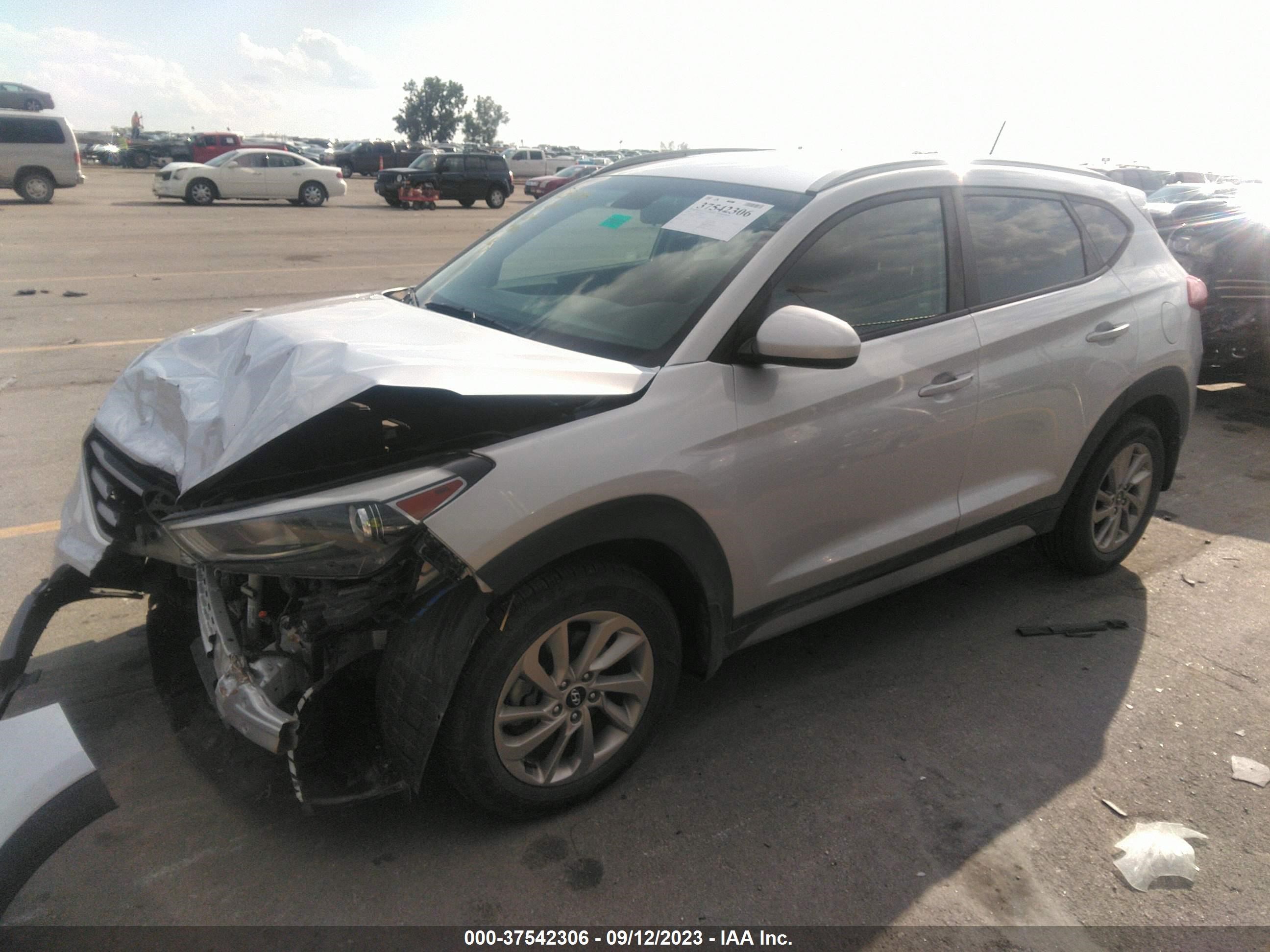 Photo 1 VIN: KM8J33A42HU567454 - HYUNDAI TUCSON 