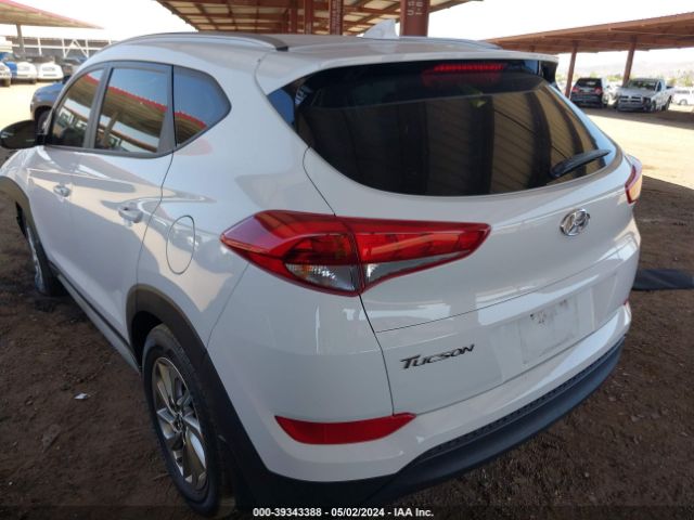 Photo 2 VIN: KM8J33A42JU630655 - HYUNDAI TUCSON 