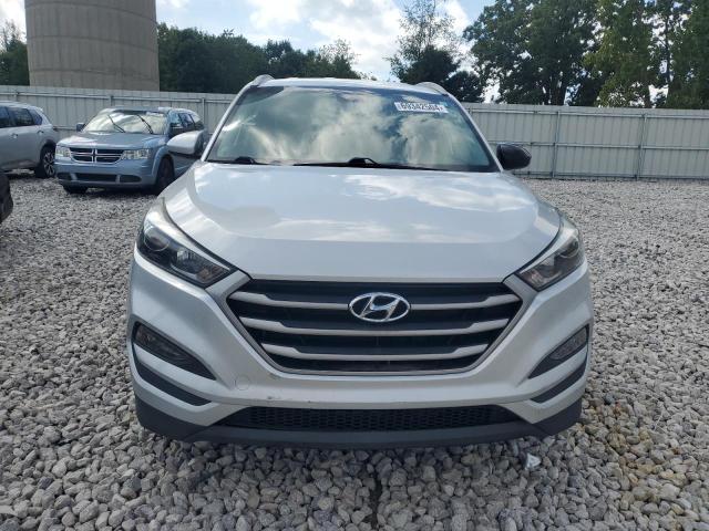 Photo 4 VIN: KM8J33A42JU713843 - HYUNDAI TUCSON SEL 