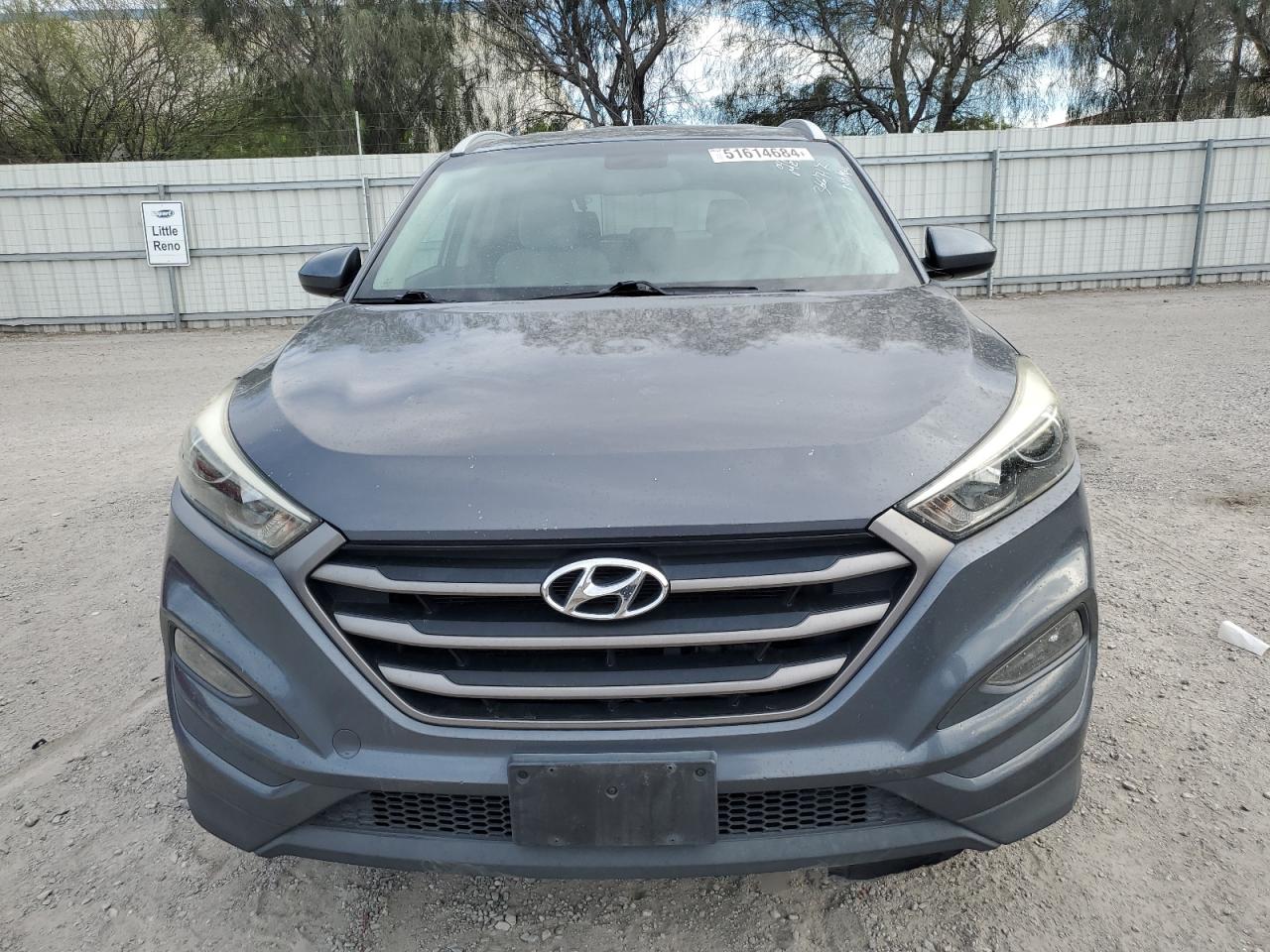 Photo 4 VIN: KM8J33A43GU090189 - HYUNDAI TUCSON 