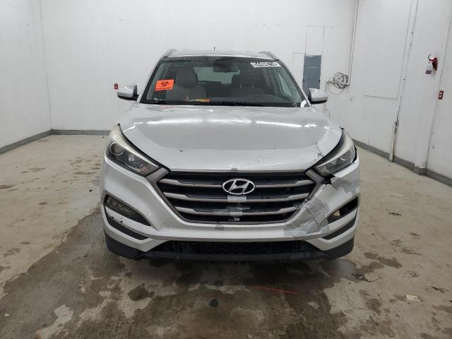 Photo 4 VIN: KM8J33A43GU119951 - HYUNDAI TUCSON 