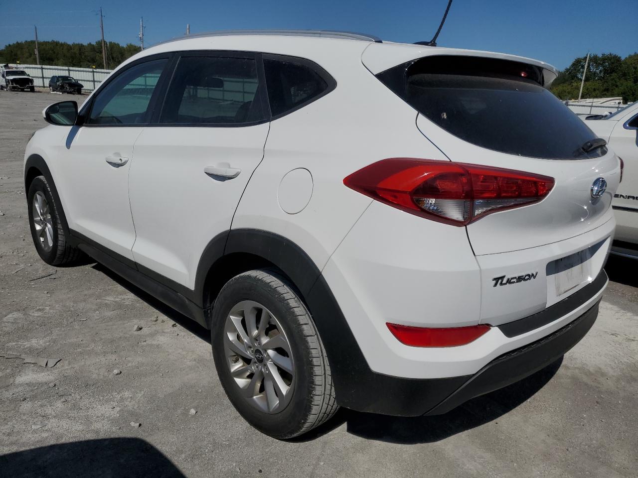 Photo 1 VIN: KM8J33A43GU233688 - HYUNDAI TUCSON 