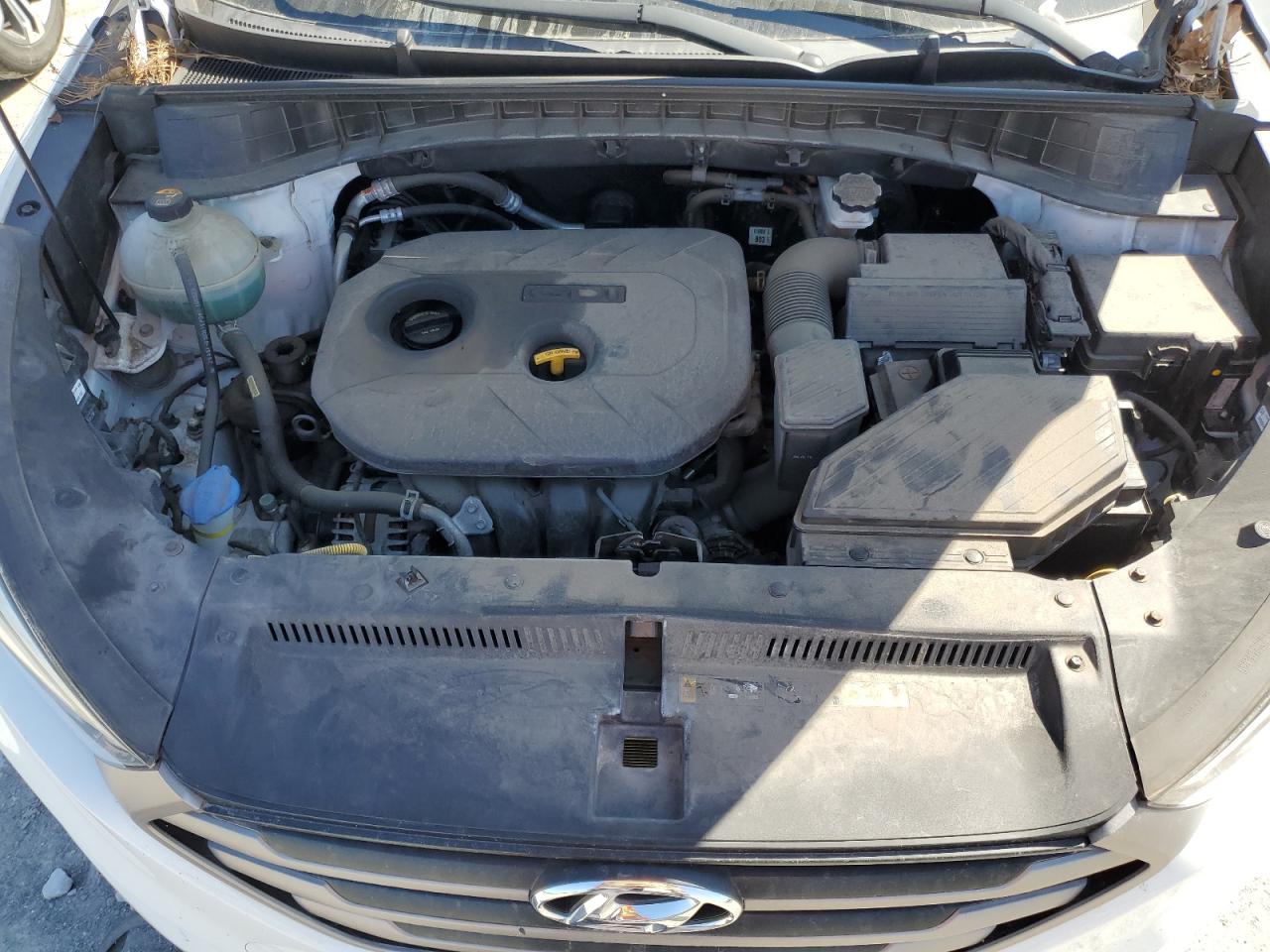 Photo 11 VIN: KM8J33A43GU233688 - HYUNDAI TUCSON 