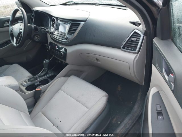 Photo 4 VIN: KM8J33A43HU276056 - HYUNDAI TUCSON 