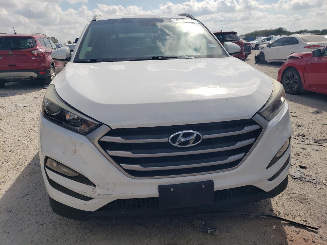 Photo 4 VIN: KM8J33A43HU451325 - HYUNDAI TUCSON 