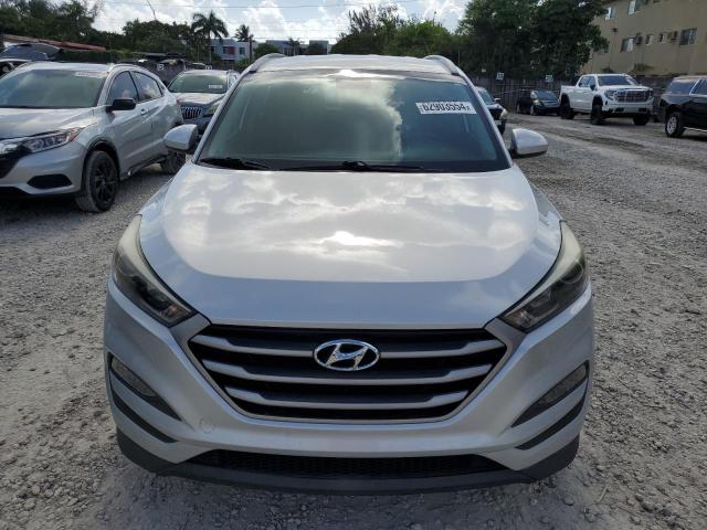 Photo 4 VIN: KM8J33A43JU609037 - HYUNDAI TUCSON SEL 