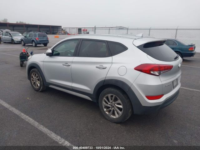 Photo 2 VIN: KM8J33A43JU664541 - HYUNDAI TUCSON 