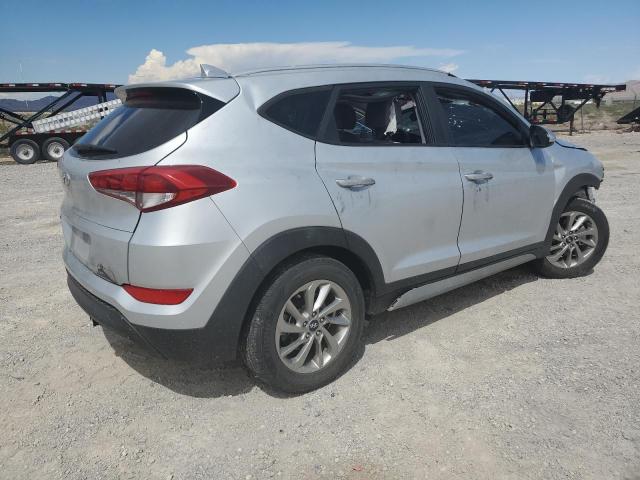 Photo 2 VIN: KM8J33A43JU682330 - HYUNDAI TUCSON 