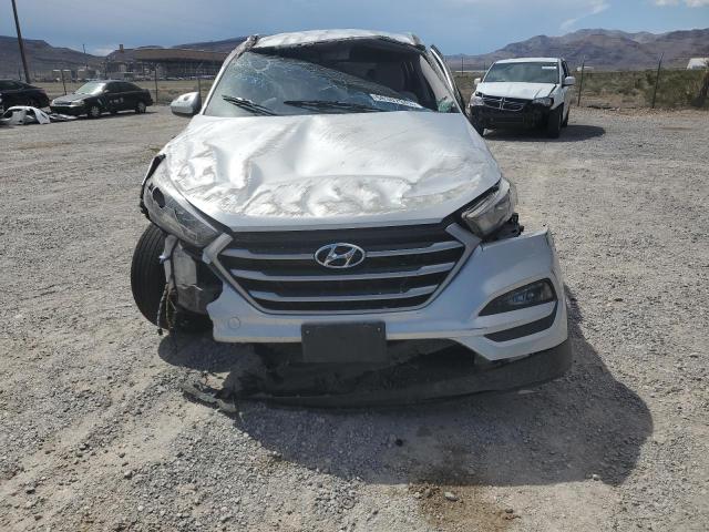 Photo 4 VIN: KM8J33A43JU682330 - HYUNDAI TUCSON 