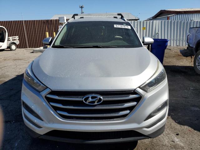 Photo 4 VIN: KM8J33A43JU698494 - HYUNDAI TUCSON SEL 