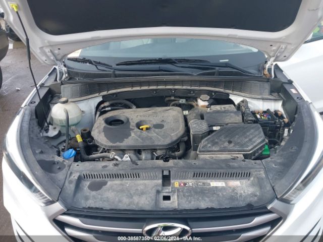 Photo 9 VIN: KM8J33A43JU746964 - HYUNDAI TUCSON 