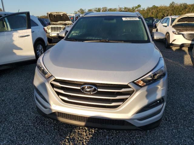 Photo 4 VIN: KM8J33A43JU759388 - HYUNDAI TUCSON SEL 