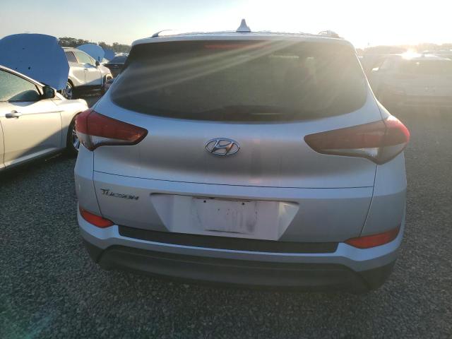 Photo 5 VIN: KM8J33A43JU759388 - HYUNDAI TUCSON SEL 