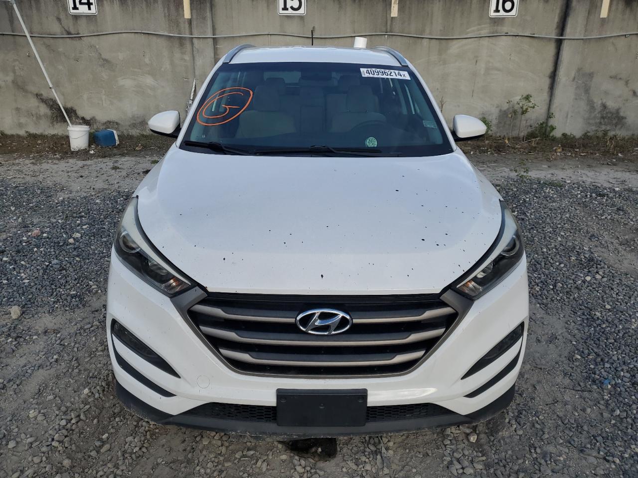 Photo 4 VIN: KM8J33A44GU027005 - HYUNDAI TUCSON 