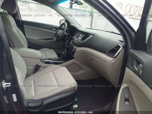 Photo 4 VIN: KM8J33A44GU093070 - HYUNDAI TUCSON 