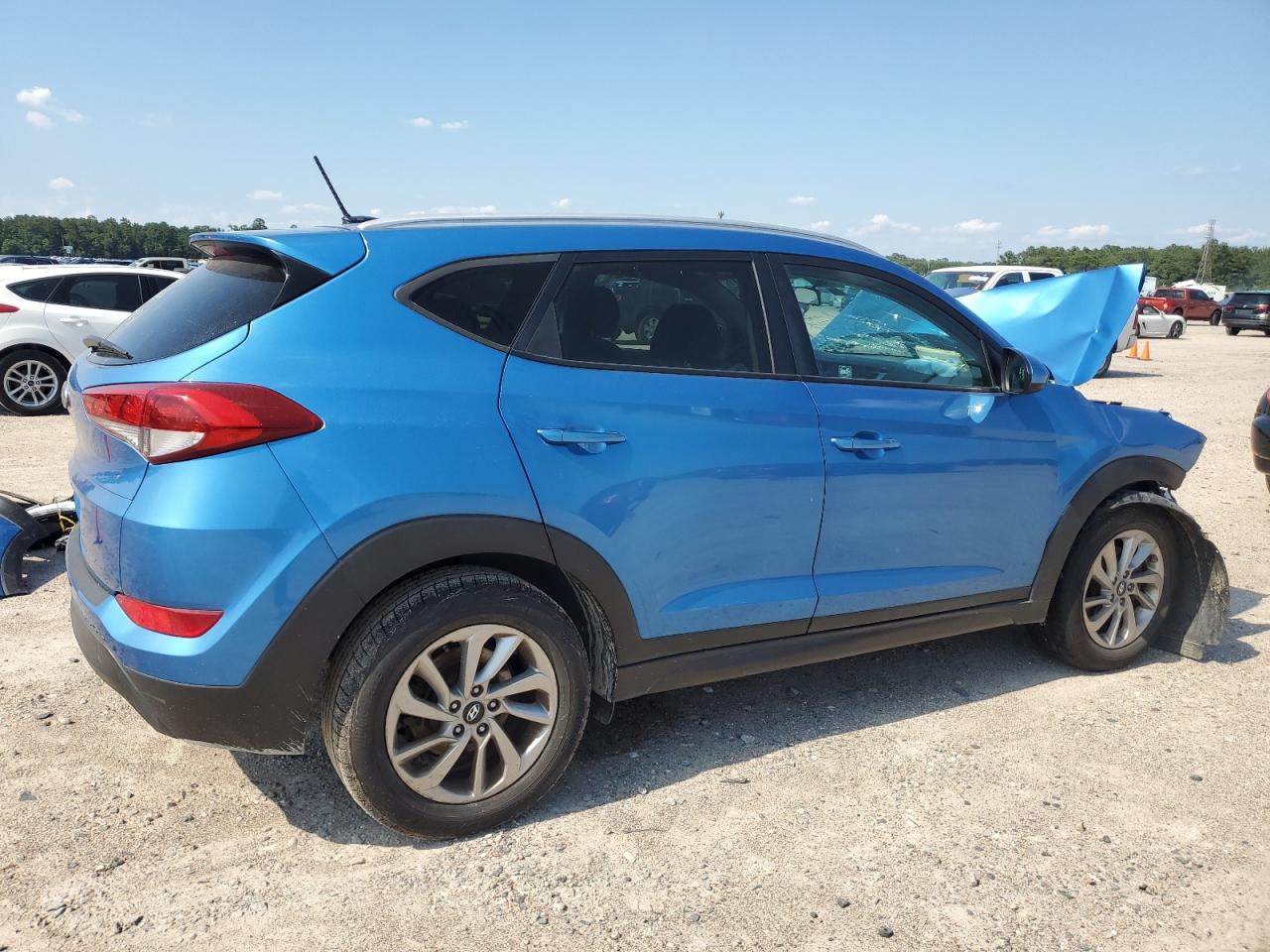 Photo 2 VIN: KM8J33A44GU097233 - HYUNDAI TUCSON 