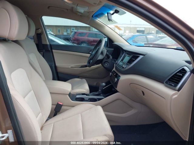 Photo 4 VIN: KM8J33A44GU141425 - HYUNDAI TUCSON 