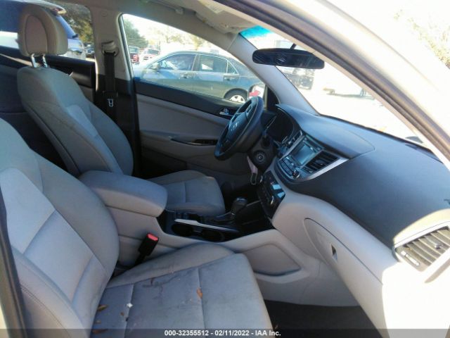 Photo 4 VIN: KM8J33A44GU149363 - HYUNDAI TUCSON 