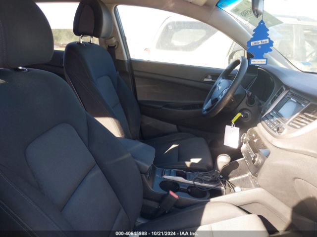 Photo 4 VIN: KM8J33A44GU221940 - HYUNDAI TUCSON 