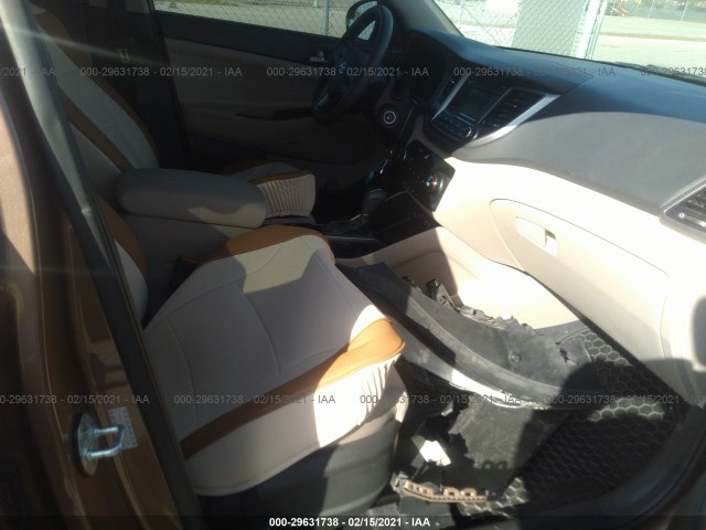 Photo 4 VIN: KM8J33A44HU451009 - HYUNDAI TUCSON 