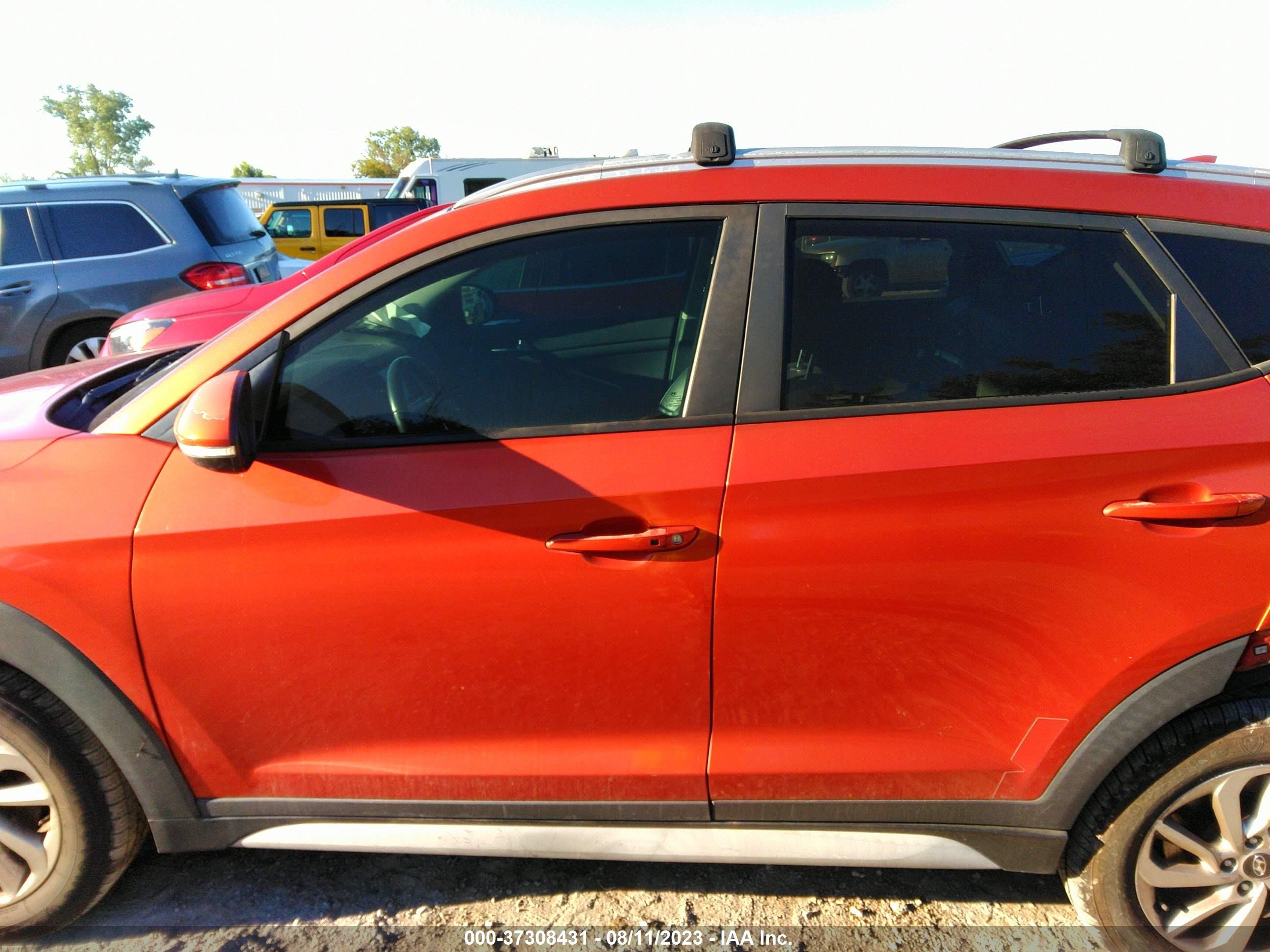 Photo 13 VIN: KM8J33A44HU513170 - HYUNDAI TUCSON 