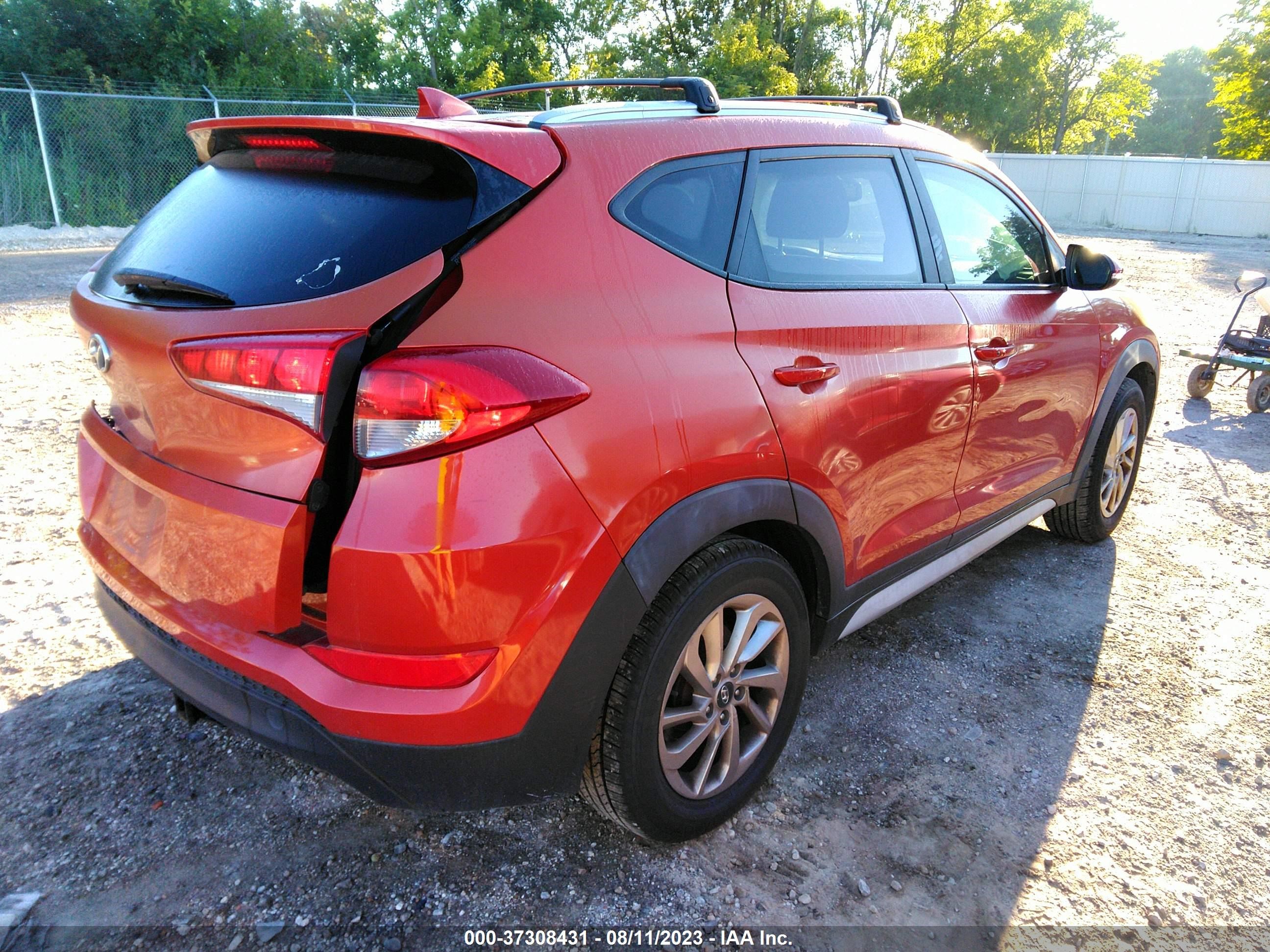 Photo 3 VIN: KM8J33A44HU513170 - HYUNDAI TUCSON 