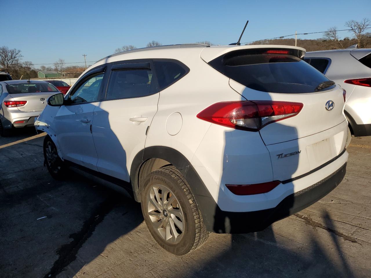 Photo 1 VIN: KM8J33A44HU544452 - HYUNDAI TUCSON 