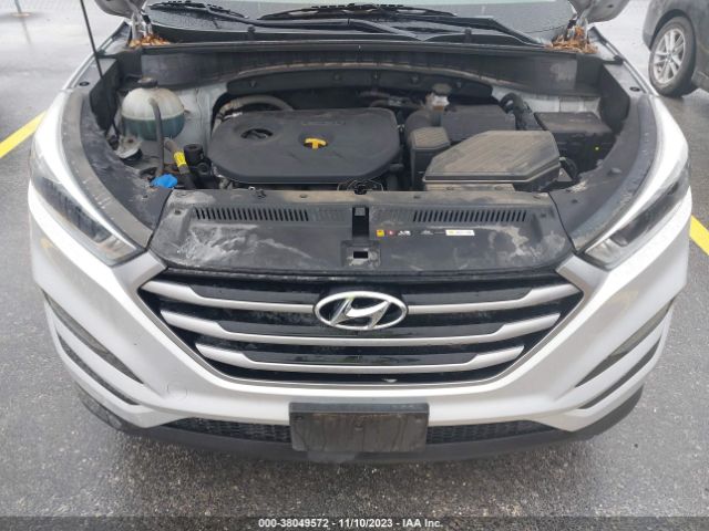 Photo 9 VIN: KM8J33A44HU587396 - HYUNDAI TUCSON 