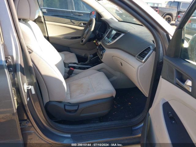 Photo 4 VIN: KM8J33A44JU615882 - HYUNDAI TUCSON 