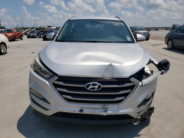 Photo 4 VIN: KM8J33A44JU641785 - HYUNDAI TUCSON SEL 