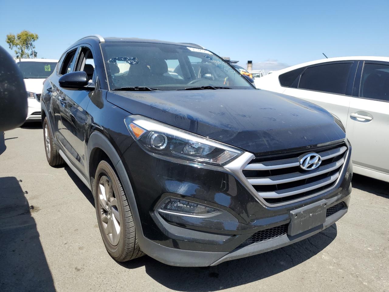 Photo 3 VIN: KM8J33A44JU700673 - HYUNDAI TUCSON 