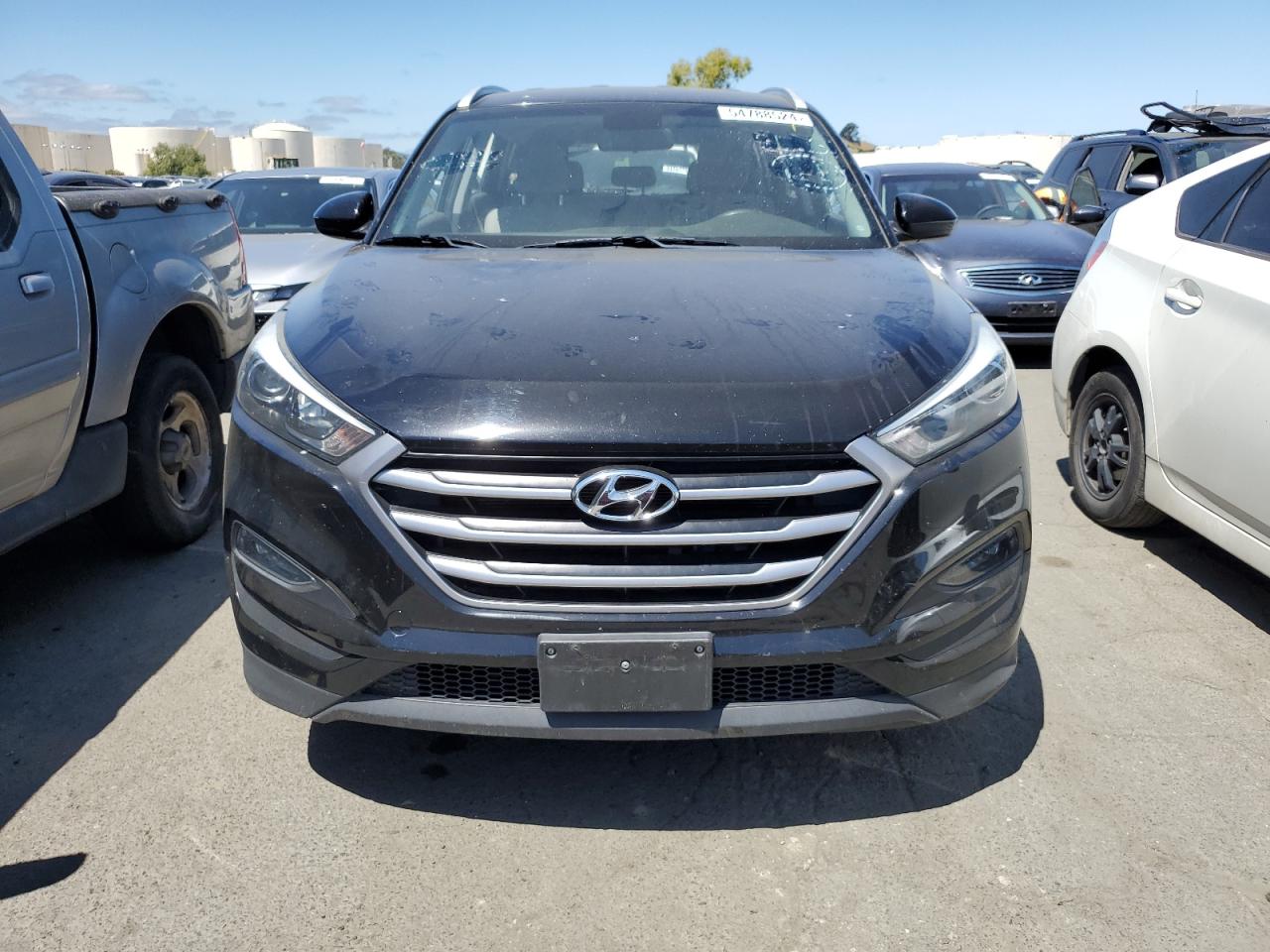 Photo 4 VIN: KM8J33A44JU700673 - HYUNDAI TUCSON 