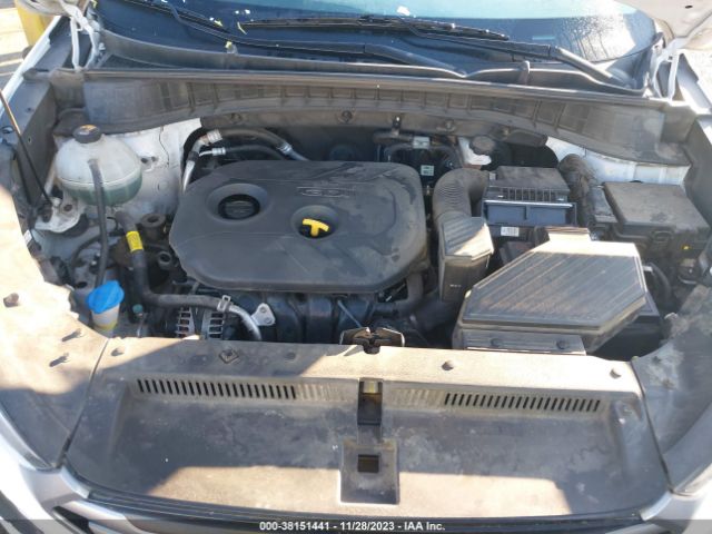 Photo 9 VIN: KM8J33A44JU724925 - HYUNDAI TUCSON 