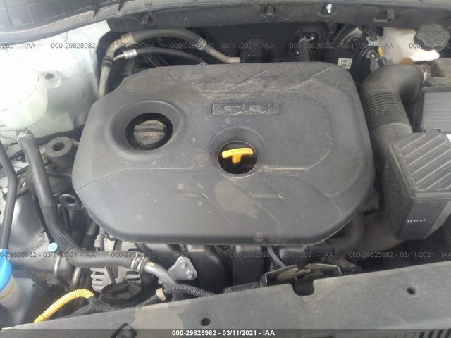 Photo 9 VIN: KM8J33A45GU184039 - HYUNDAI TUCSON 