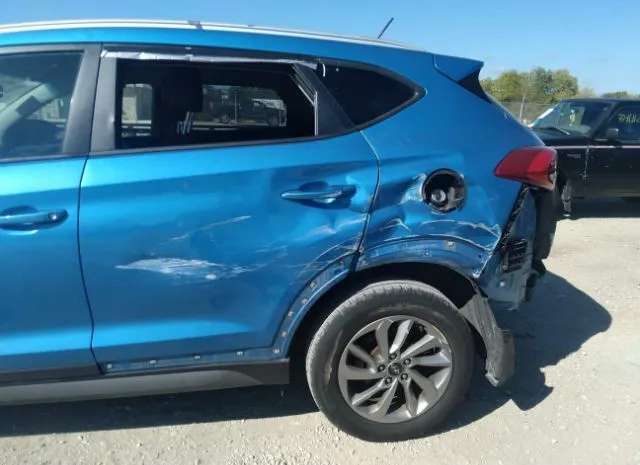 Photo 5 VIN: KM8J33A45GU202734 - HYUNDAI TUCSON 