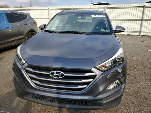 Photo 4 VIN: KM8J33A45HU432081 - HYUNDAI TUCSON LIM 