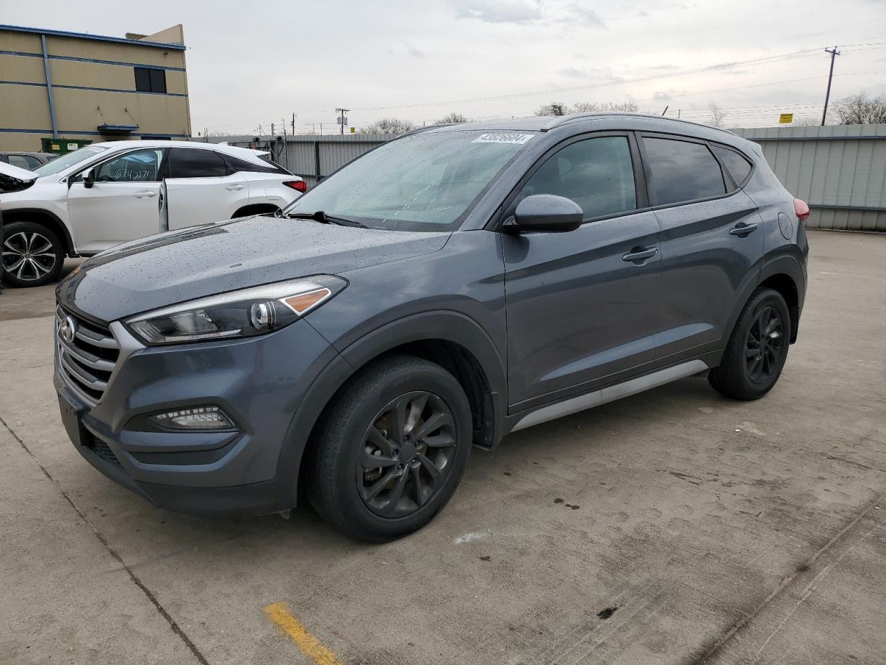 Photo 0 VIN: KM8J33A45HU462410 - HYUNDAI TUCSON 