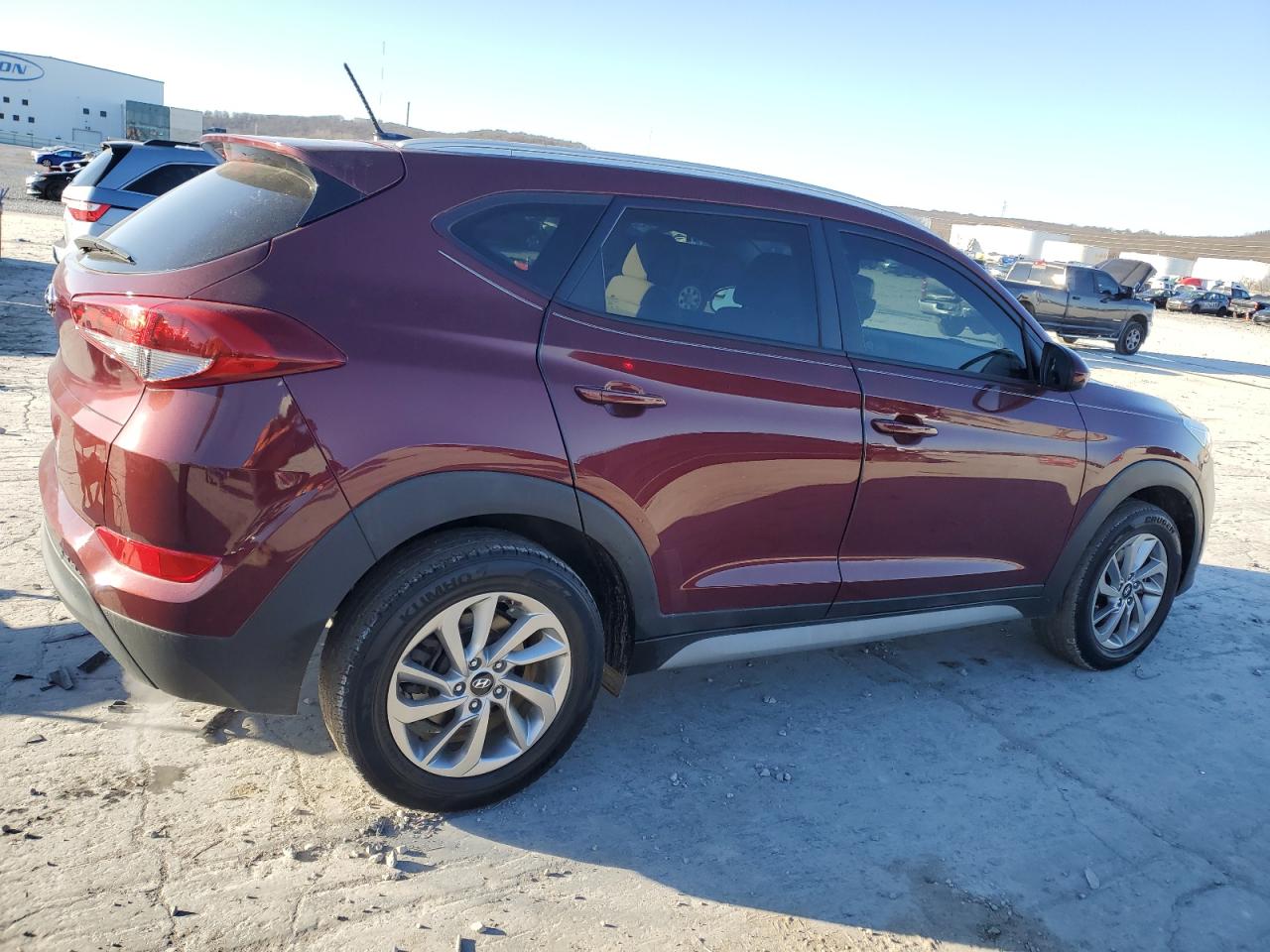 Photo 2 VIN: KM8J33A45HU503621 - HYUNDAI TUCSON 