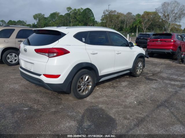 Photo 3 VIN: KM8J33A45HU517924 - HYUNDAI TUCSON 