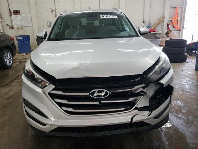 Photo 4 VIN: KM8J33A45HU584667 - HYUNDAI TUCSON 