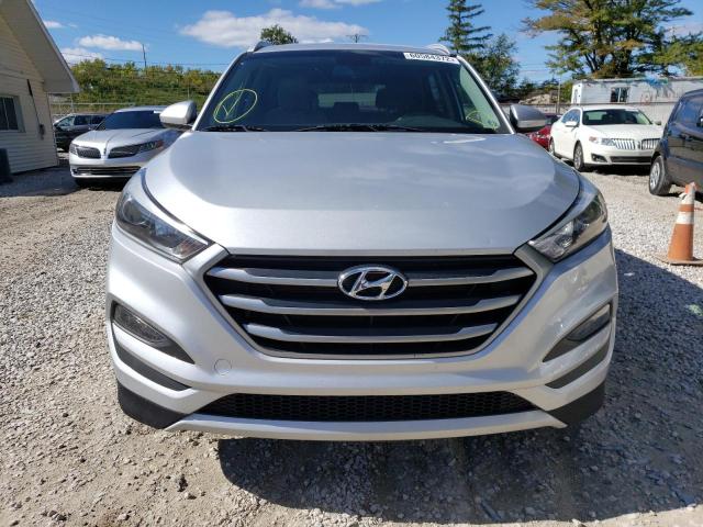 Photo 8 VIN: KM8J33A45JU662693 - HYUNDAI TUCSON SEL 