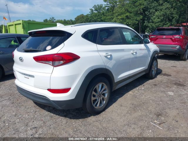 Photo 3 VIN: KM8J33A45JU679431 - HYUNDAI TUCSON 