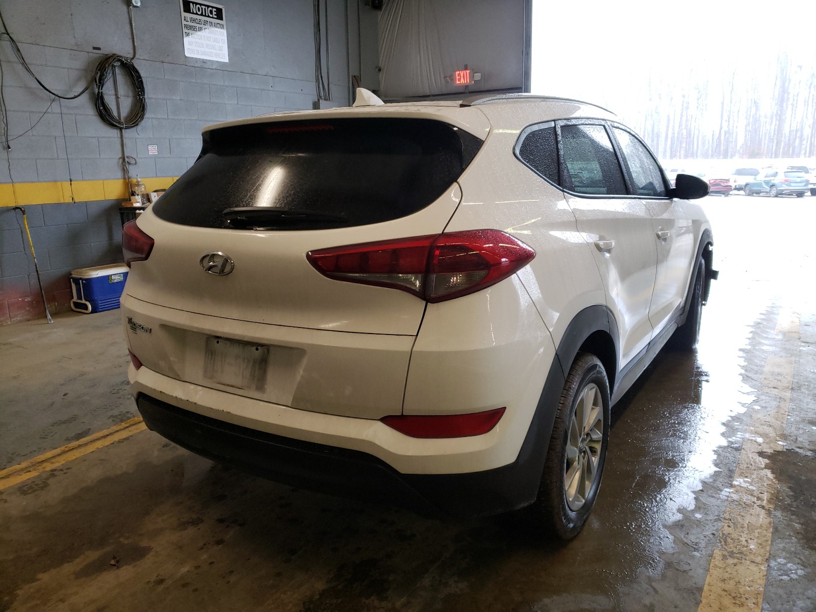 Photo 3 VIN: KM8J33A45JU709320 - HYUNDAI TUCSON SEL 