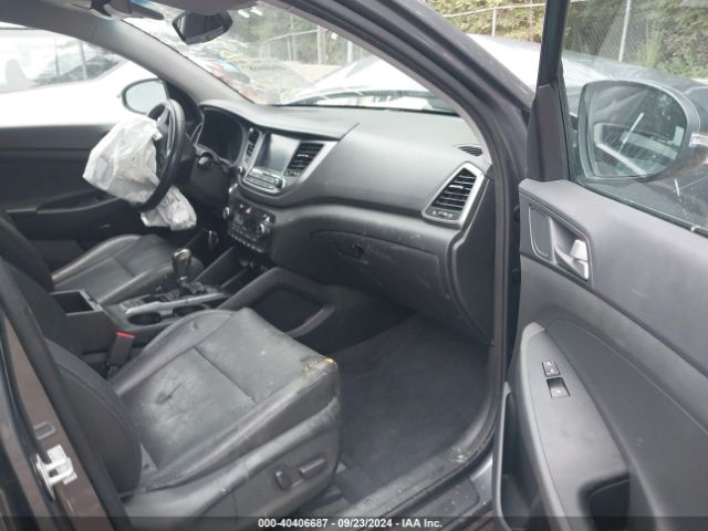 Photo 4 VIN: KM8J33A45JU717644 - HYUNDAI TUCSON 