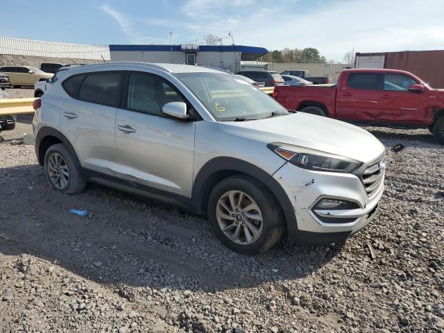 Photo 3 VIN: KM8J33A46GU110807 - HYUNDAI TUCSON 