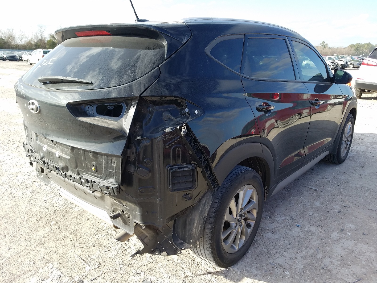 Photo 3 VIN: KM8J33A46HU587173 - HYUNDAI TUCSON LIM 