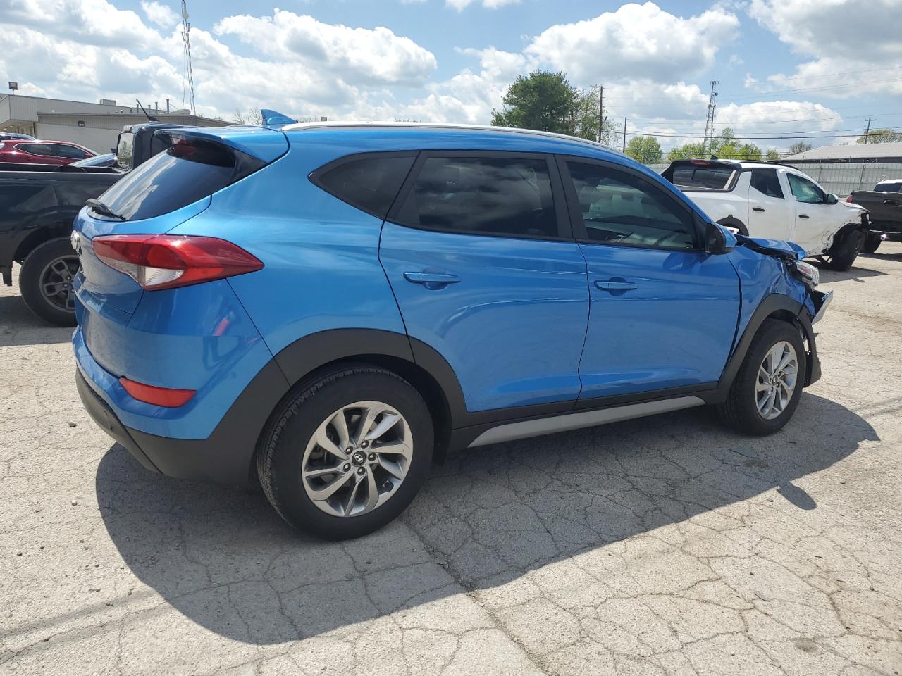 Photo 2 VIN: KM8J33A46JU600669 - HYUNDAI TUCSON 