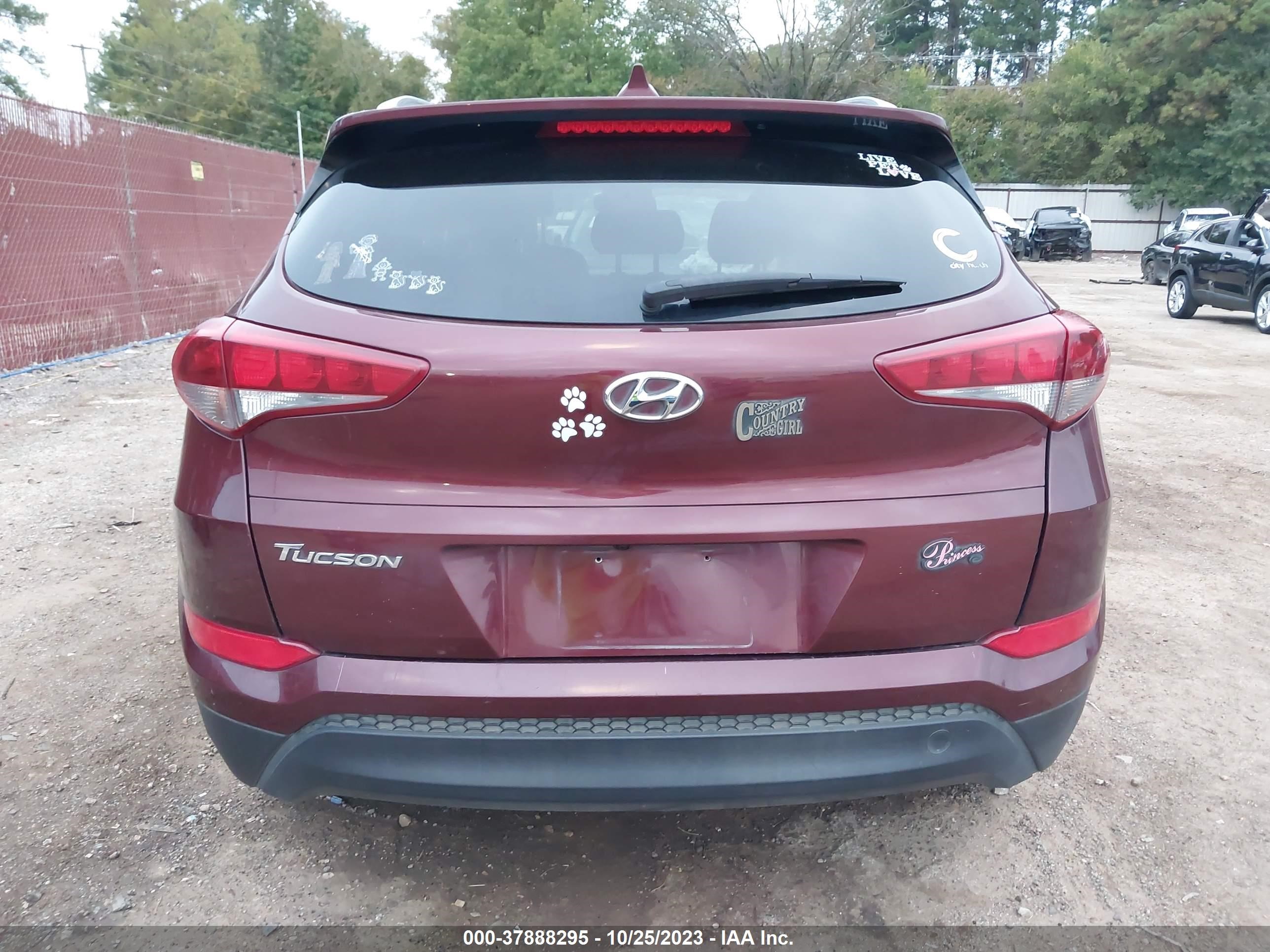 Photo 15 VIN: KM8J33A46JU660810 - HYUNDAI TUCSON 