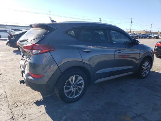 Photo 2 VIN: KM8J33A46JU681527 - HYUNDAI TUCSON 